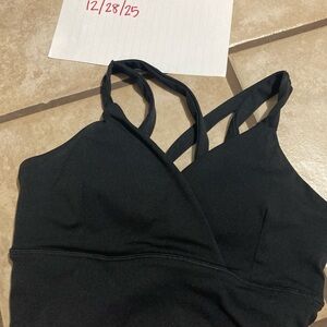 Black Crossover Sports Bra